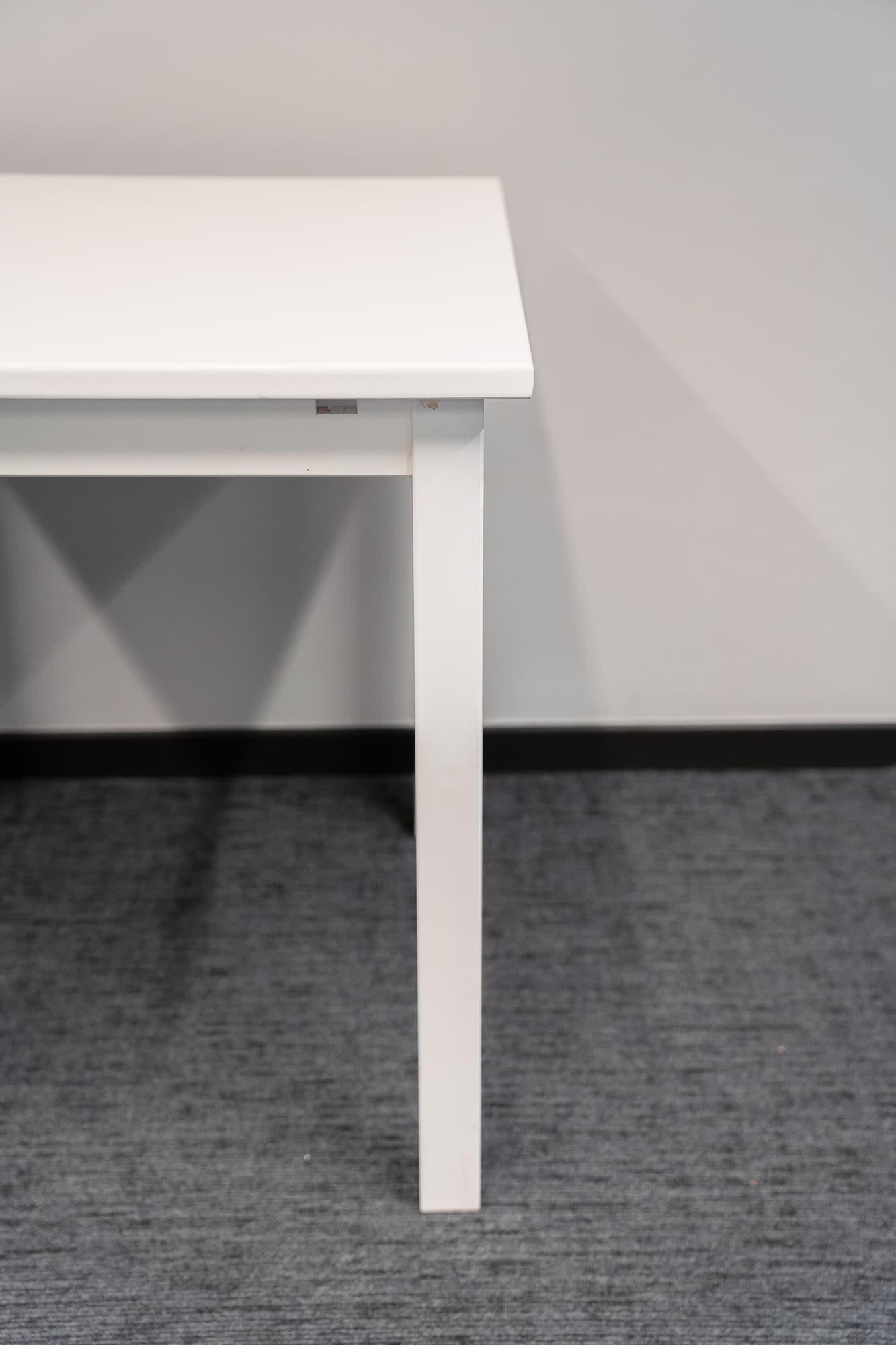 Square white wooden table-2